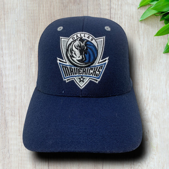 Dallas Mavericks Nike Team Strapback Hat Cap Blue 100% Wool NBA Basketball - Picture 1 of 6